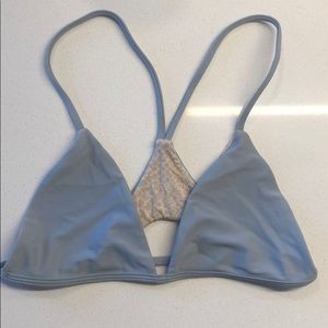 ACACIA SHAKA TOP IN SKY BLUE